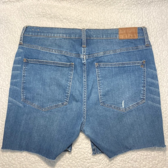 Madewell Blue Jean Shorts Grunge Cut-Off Boho Lake Vacation Resort - Picture 3 of 7